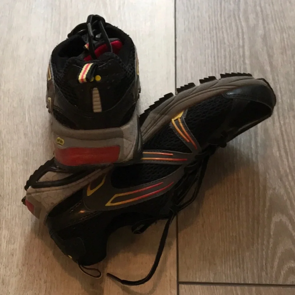 Ryka Trail Exodus Running Sneaker Black Gray Pink Women's SIZE 8